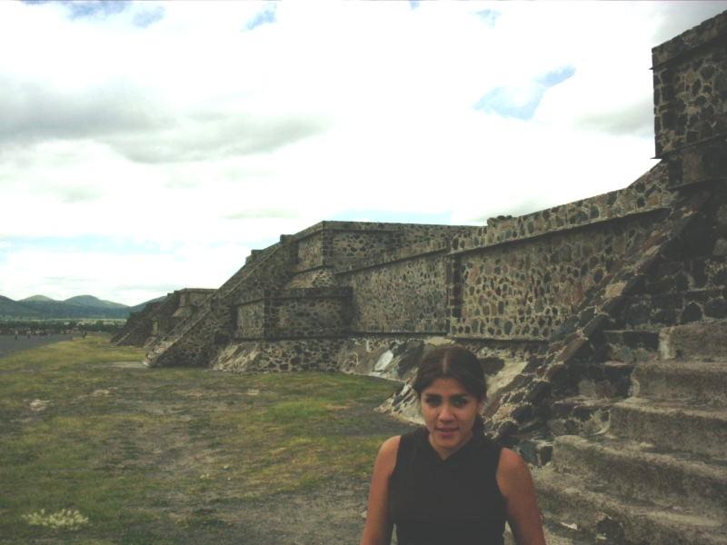 TEOTIHUACAN-Yaz.jpg