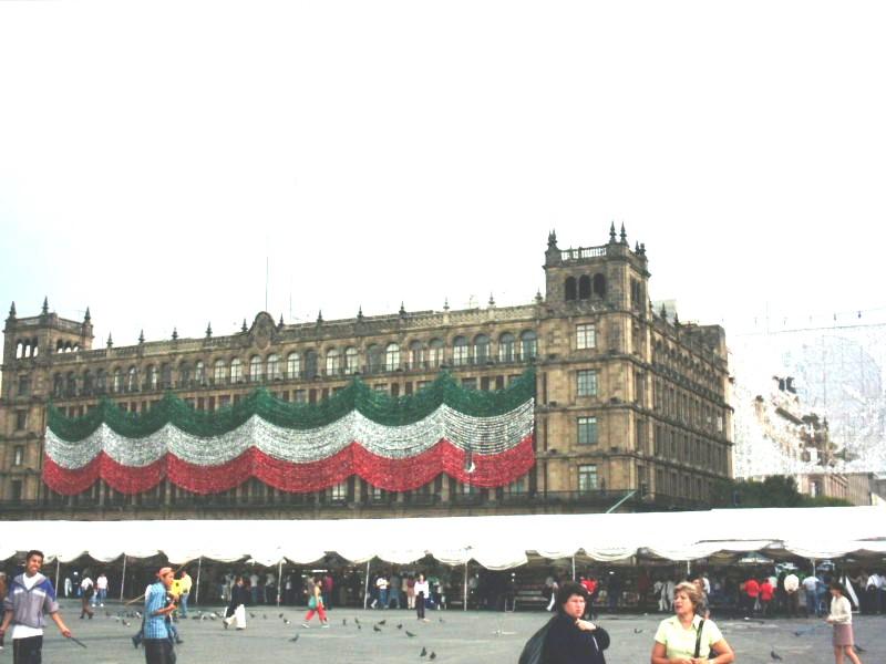 ZOCALO4.jpg