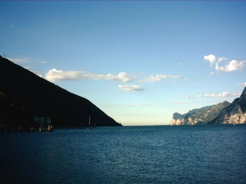 02_gardasee_alpen.jpg