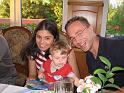 006_FamilyMeeting