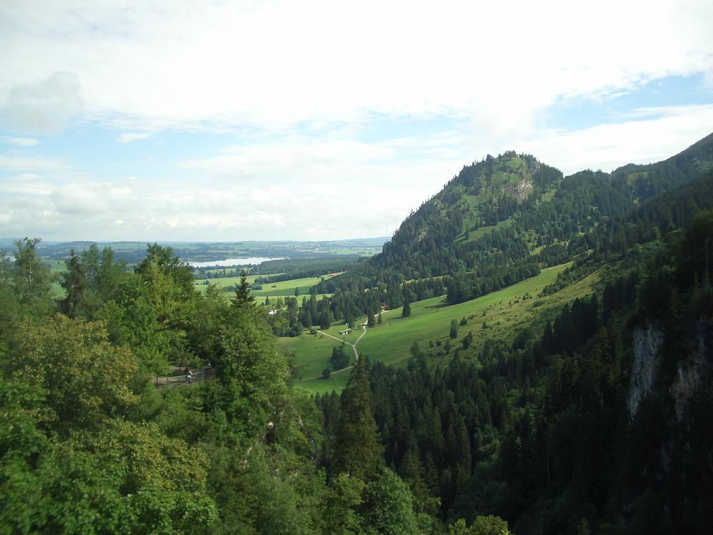 015_Germany_Neuschwanstein.jpg