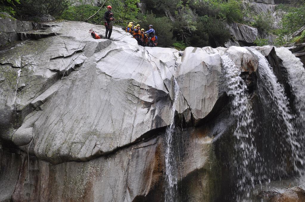 2012_07_Interlaken_Canyoning_028.JPG