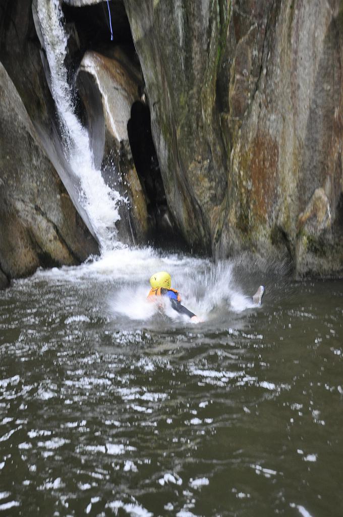 2012_07_Interlaken_Canyoning_121.JPG