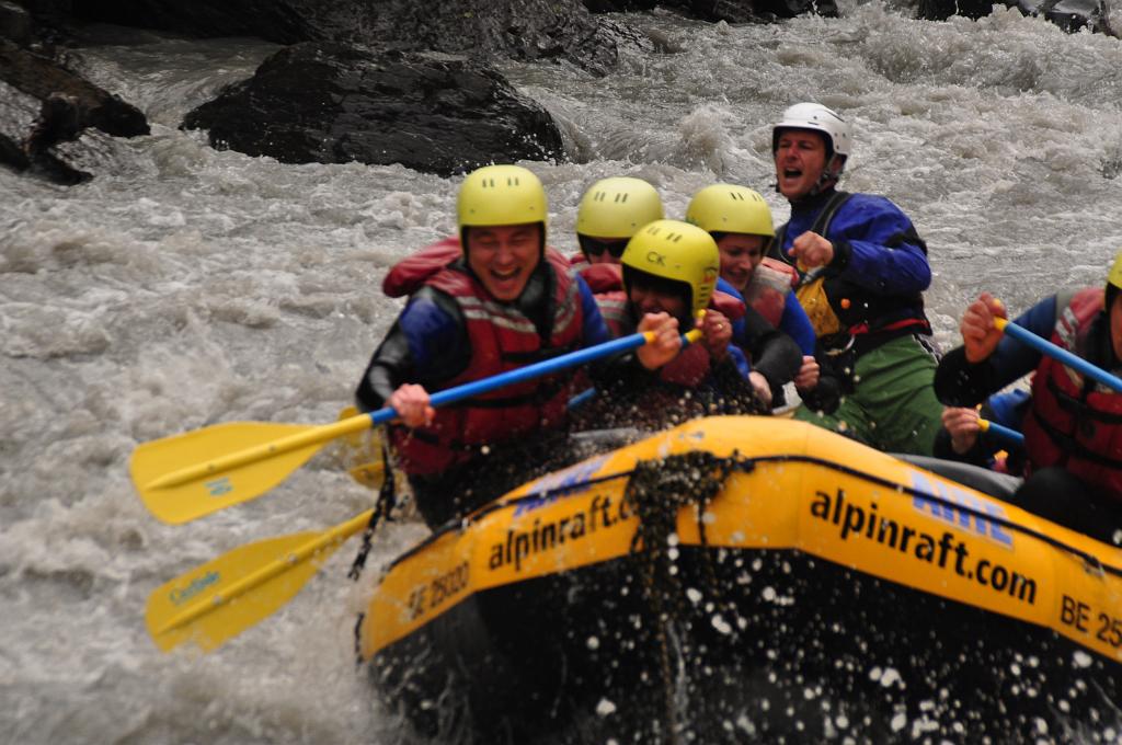 2012_07_Interlaken_Rafting_021.JPG